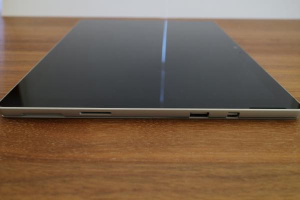 Surface Proの入出力ポート
